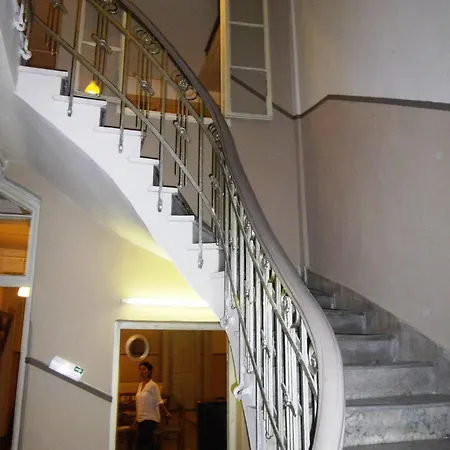 Hotel Kastoria *